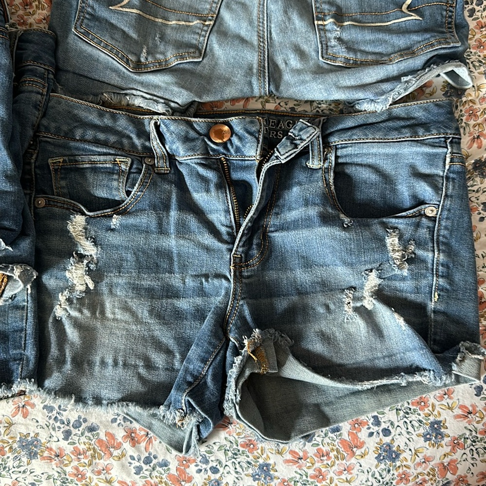 Size 8 American Eagle Jean shorts